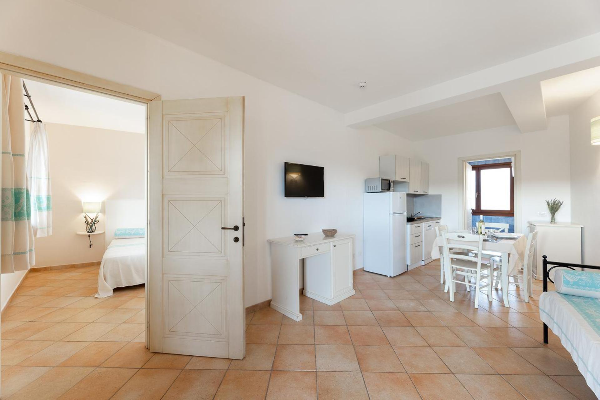 Residence Baia Dei Mirti Vignola Mare Eksteriør billede