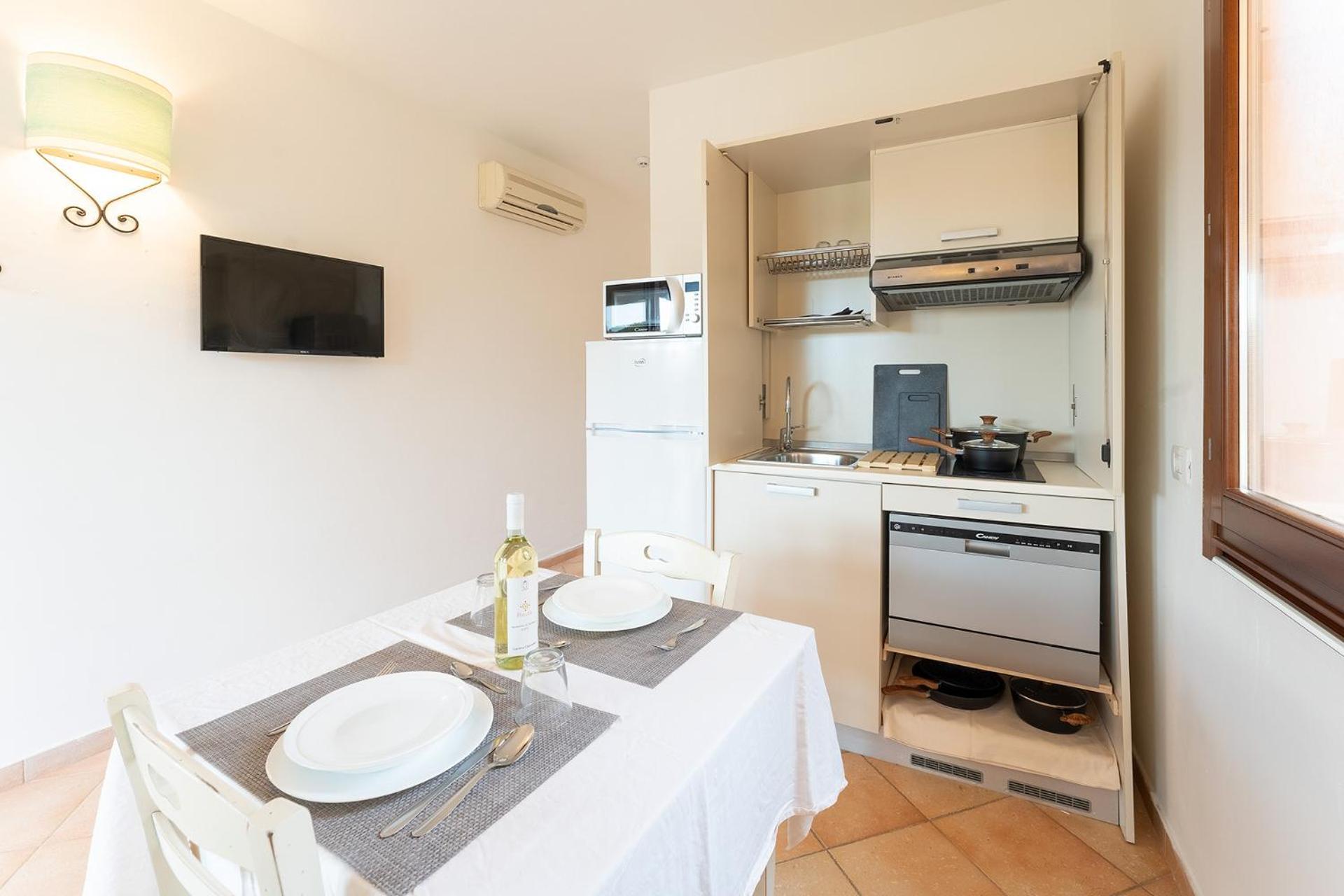 Residence Baia Dei Mirti Vignola Mare Eksteriør billede