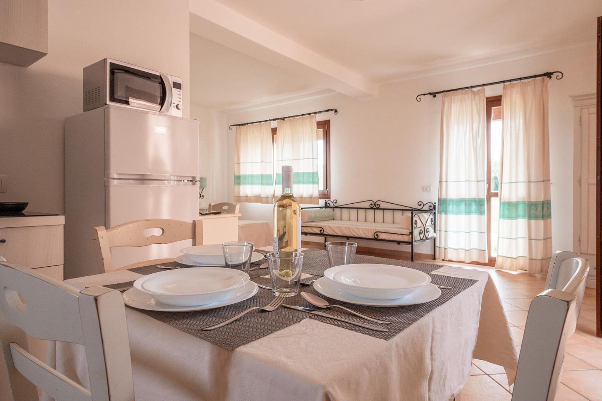 Residence Baia Dei Mirti Vignola Mare Eksteriør billede