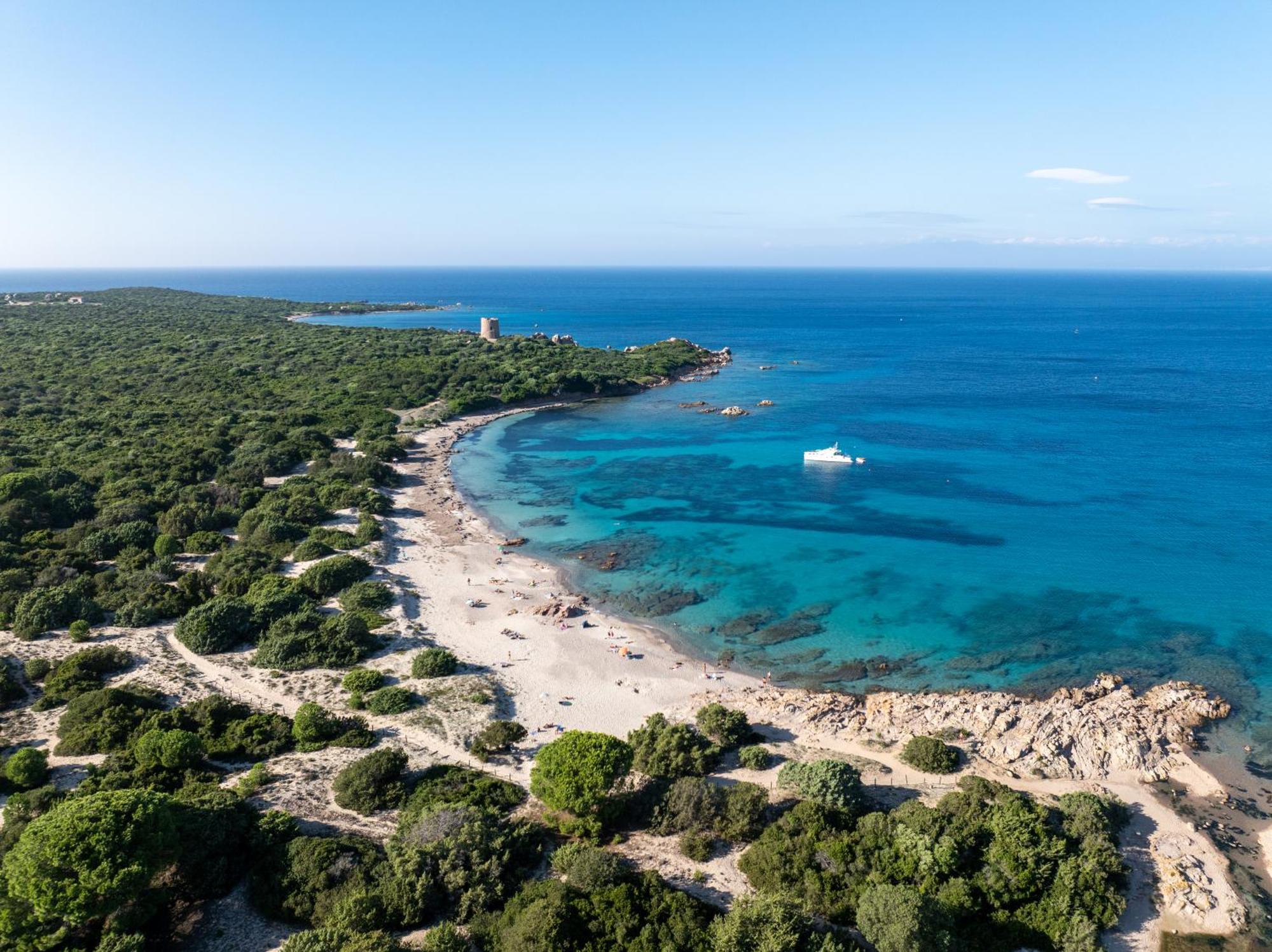 Residence Baia Dei Mirti Vignola Mare Eksteriør billede